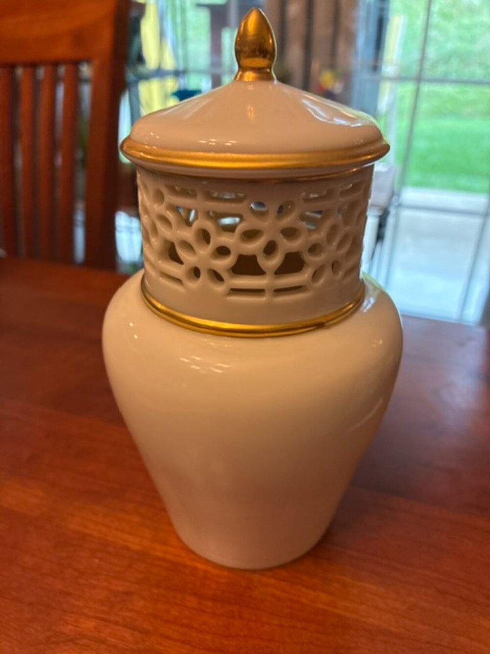 Vintage Lenox Pomeii Jar with lid classic cream with 24k gold trim